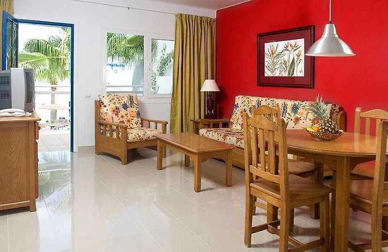Apartamentos Parque Tropical En Lanzarote Puerto del Carmen  Appart hôtel